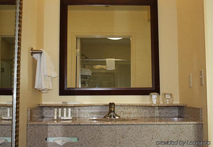 Springhill Suites By Marriott Oklahoma City Airport Exteriör bild