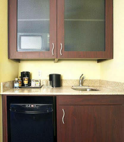 Springhill Suites By Marriott Oklahoma City Airport Exteriör bild